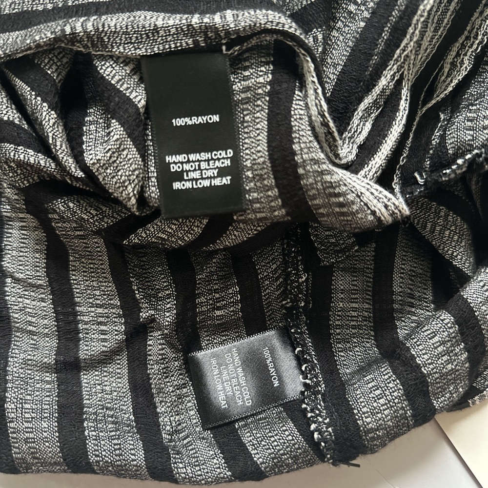Lulus Striped Two-Piece Set - Picture 4 of 12